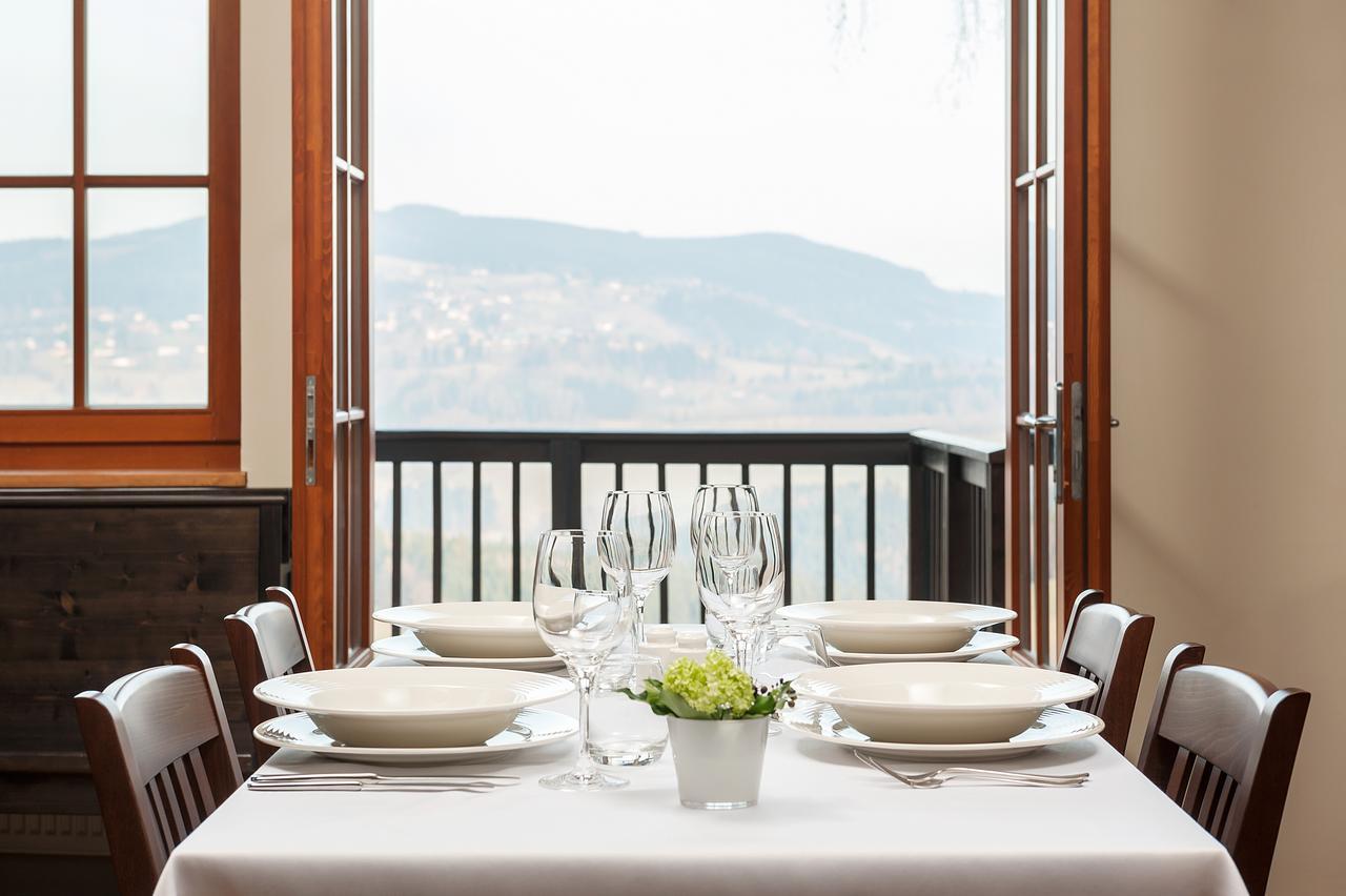 Aneta Hotel & Restaurant Vítkovice Екстериор снимка