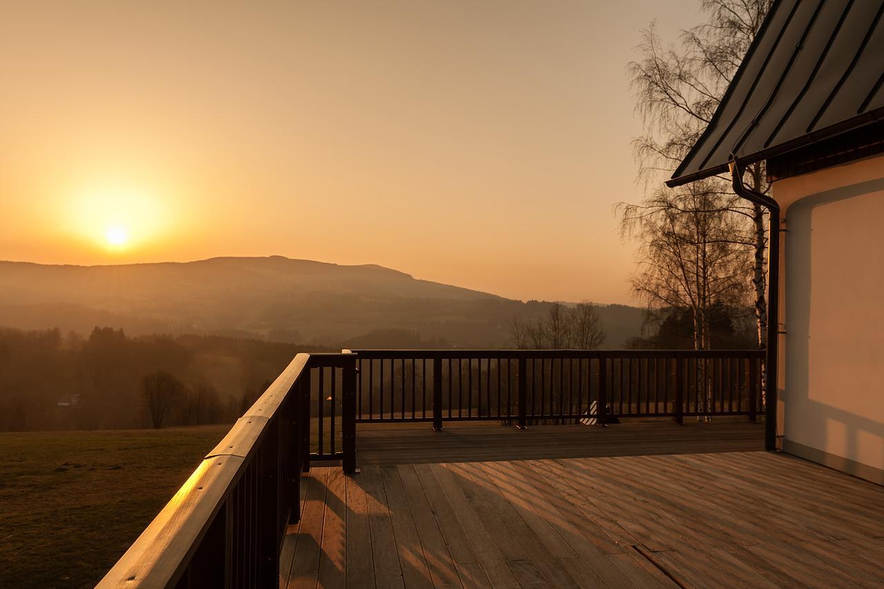 Aneta Hotel & Restaurant Vítkovice Екстериор снимка