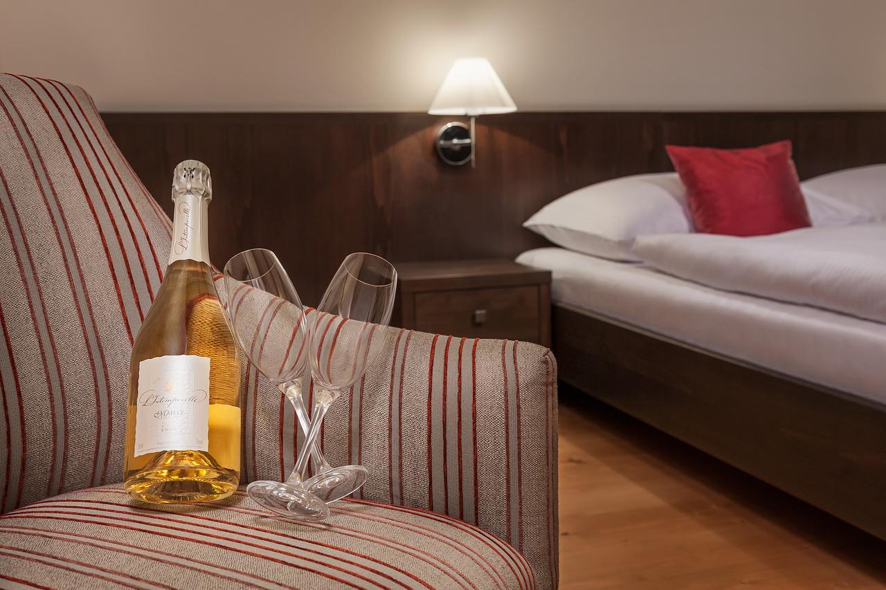 Aneta Hotel & Restaurant Vítkovice Екстериор снимка